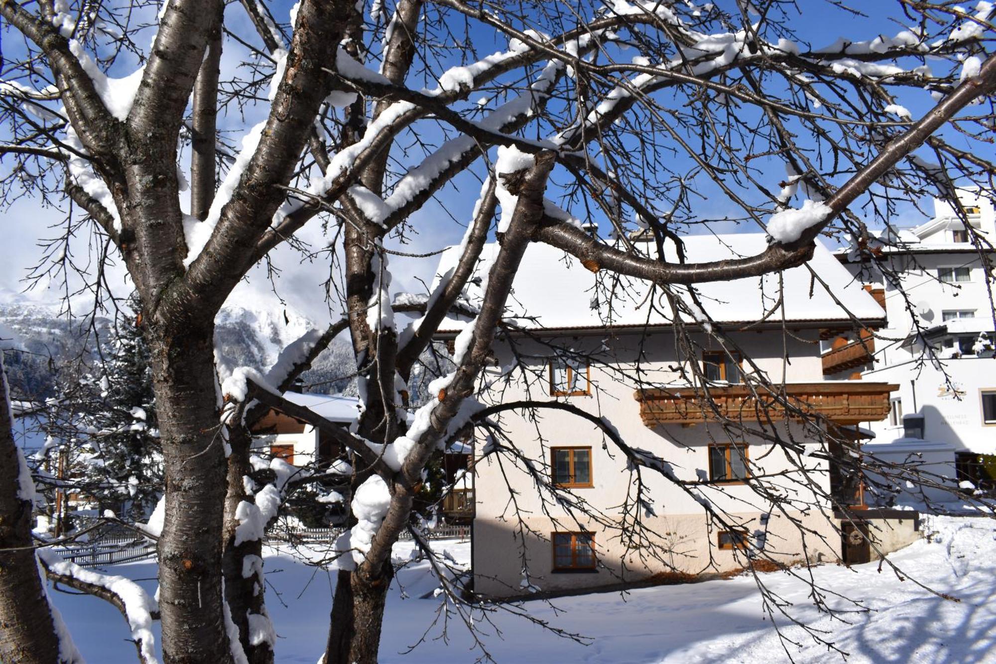 Bed and Breakfast Hirschstube Наудерс Экстерьер фото